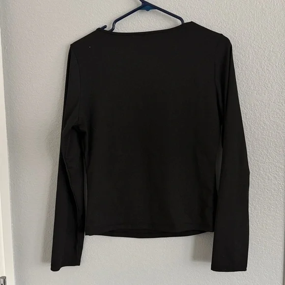 Trendy Queen Black Long Sleeve Top - Picture 6 of 6
